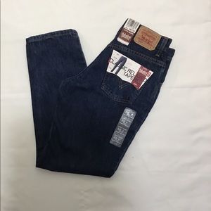 LEVI’S CLASSIC RELAXED TAPERED 550